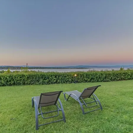 Sea View Villas Апартаменты *