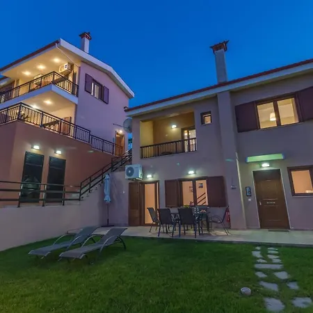 Sea View Villas Apartment Vourvourou